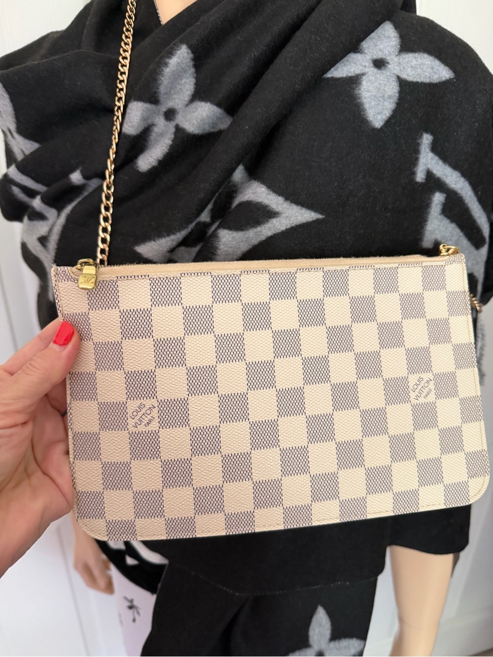 Louis Vuitton Neverfull Pochette Purse Damier Azur